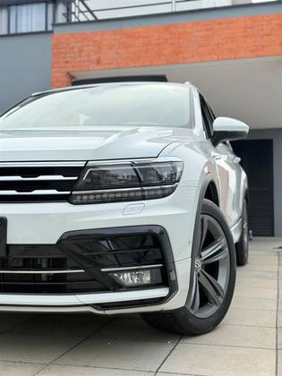 VOLKSWAGEN TIGUAN 2.0 350 TSI GASOLINA ALLSPACE R-LINE 4MOTION DSG